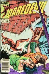 Daredevil [Marvel] (1964) 211 (Newsstand)