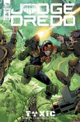 Judge Dredd: Toxic (2018) 4 (Main Mark Buckingham Cover)